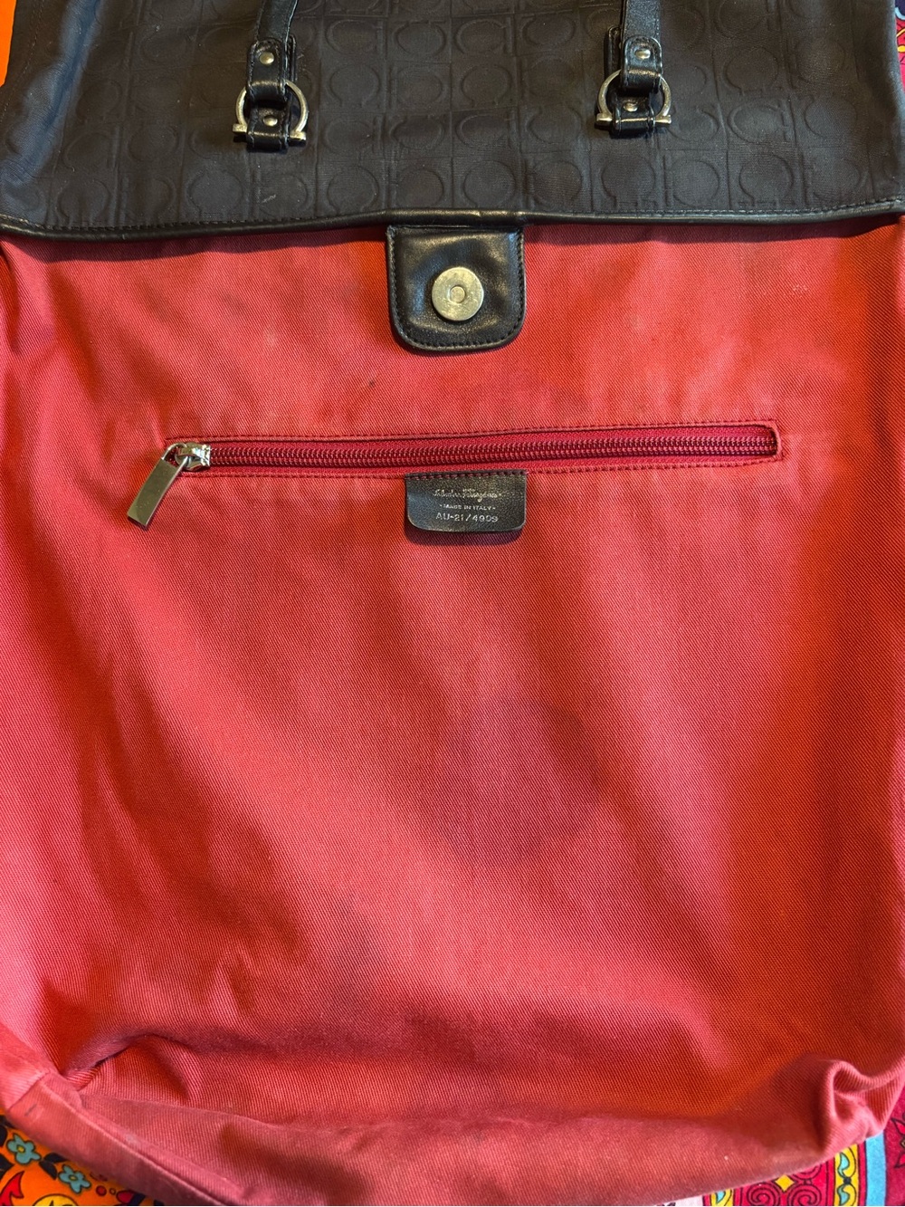SALVATORE FERRAGAMO, black Canvas Gancini Italian tote bag AU-21/4909 - Picture 8 of 9